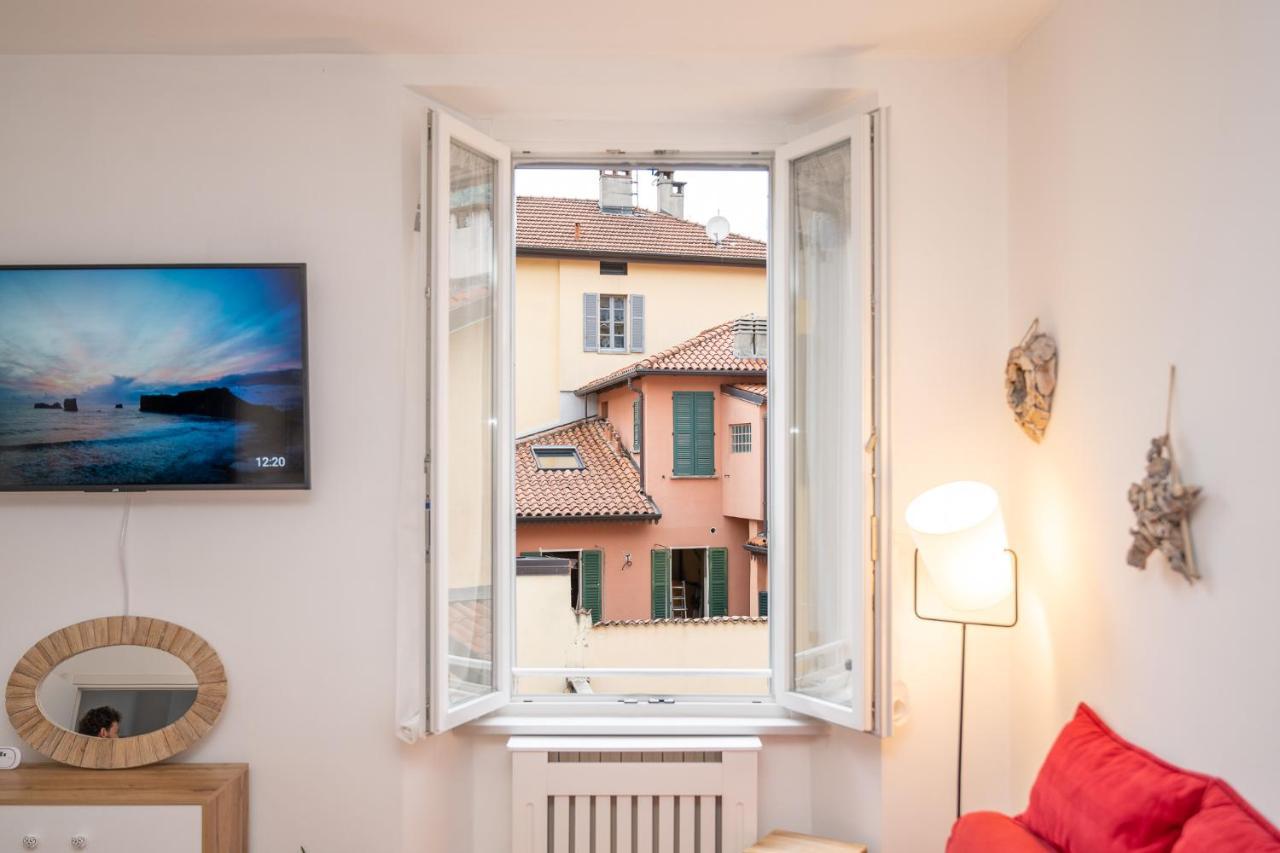 Portatorre Suite, A Charming Apartment In The Heart Of Como, Free Private Parking, Air Conditioning & More! Kültér fotó