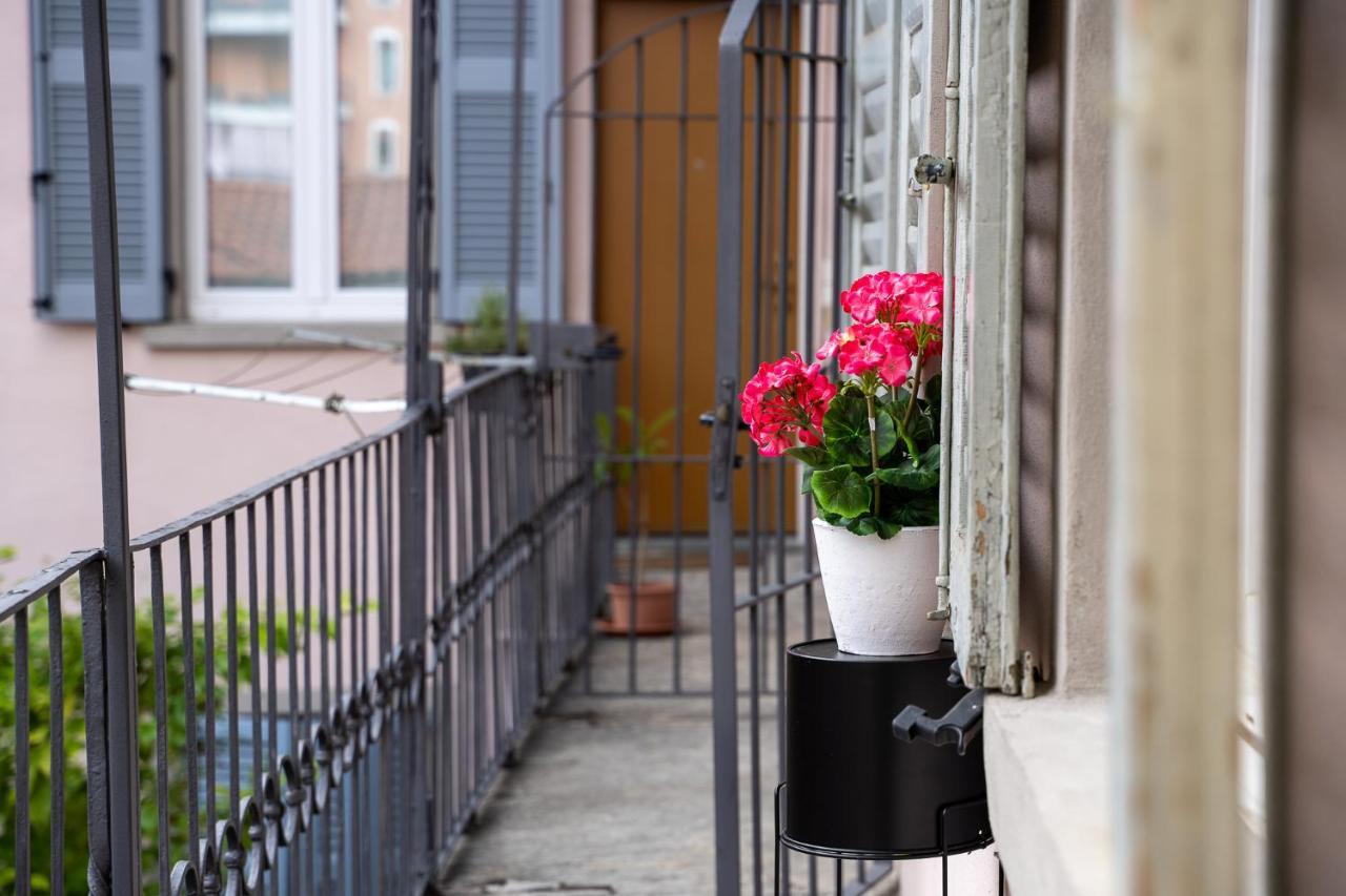 Portatorre Suite, A Charming Apartment In The Heart Of Como, Free Private Parking, Air Conditioning & More! Kültér fotó