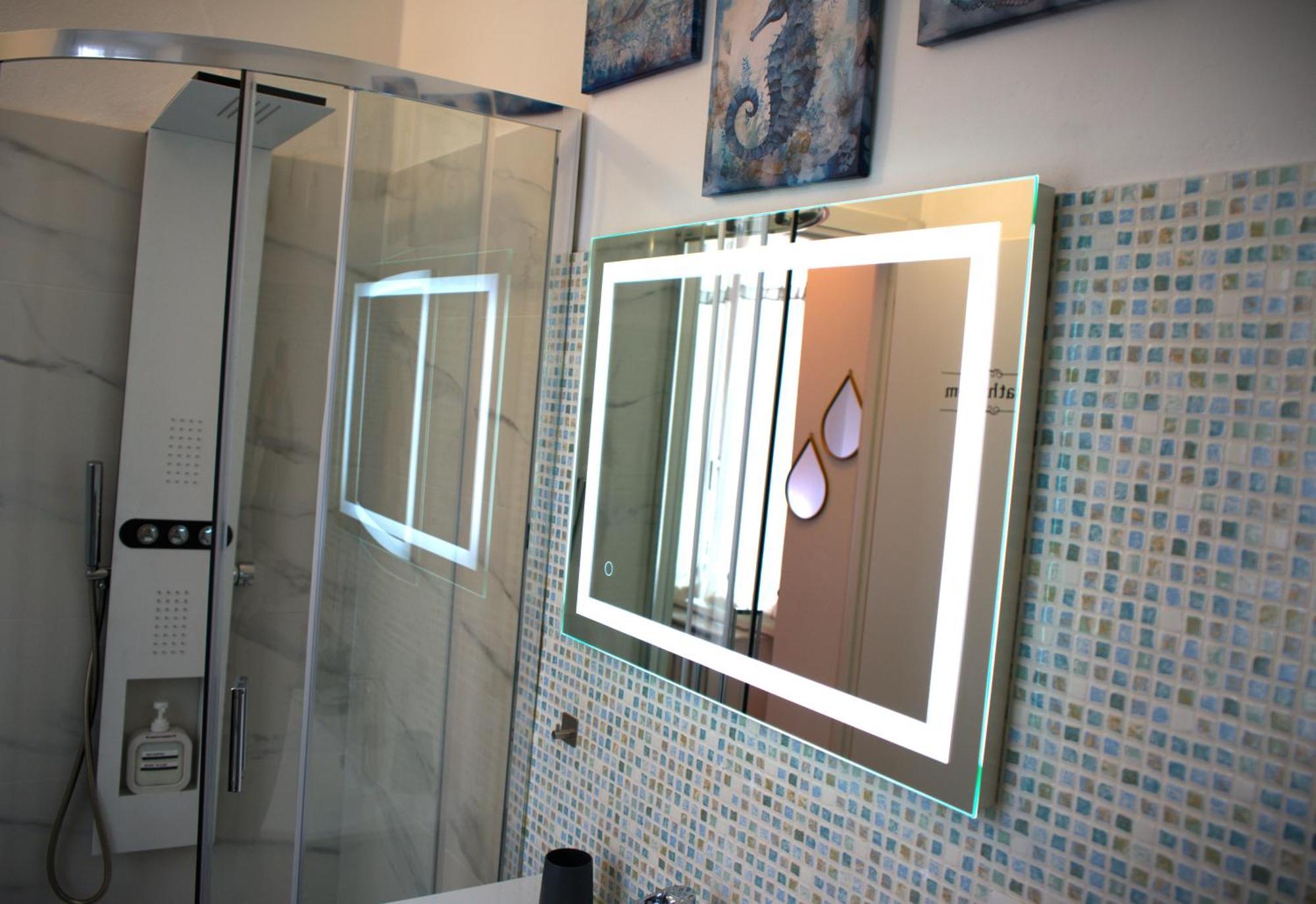 Portatorre Suite, A Charming Apartment In The Heart Of Como, Free Private Parking, Air Conditioning & More! Kültér fotó